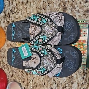 Montana West Black Geometric Floral Concho Hand Beaded Flip Flops Size 11